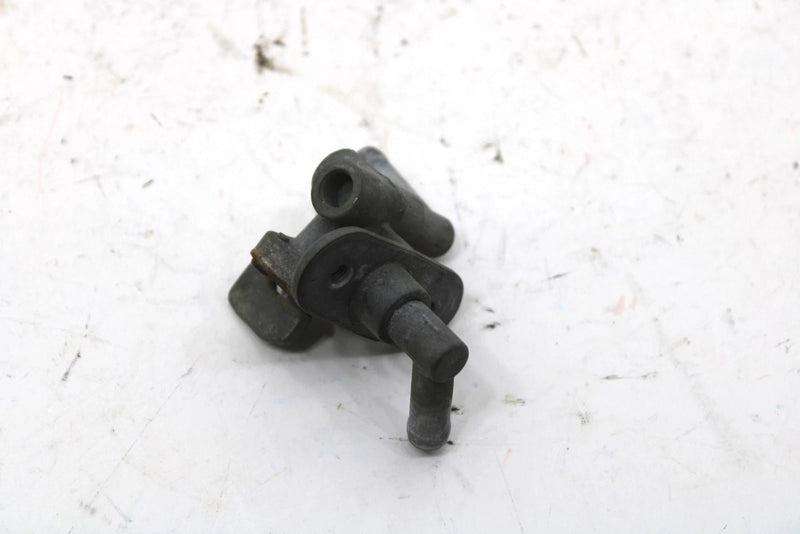 1989 Yamaha Ovation Oem Fuel Petcock Assembly 85L-24500-00-00 SY67