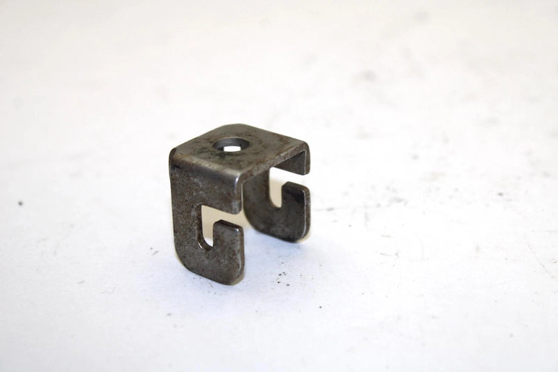 Yamaha  Oem Strap Hook EU0-65772-30-00 Q4069