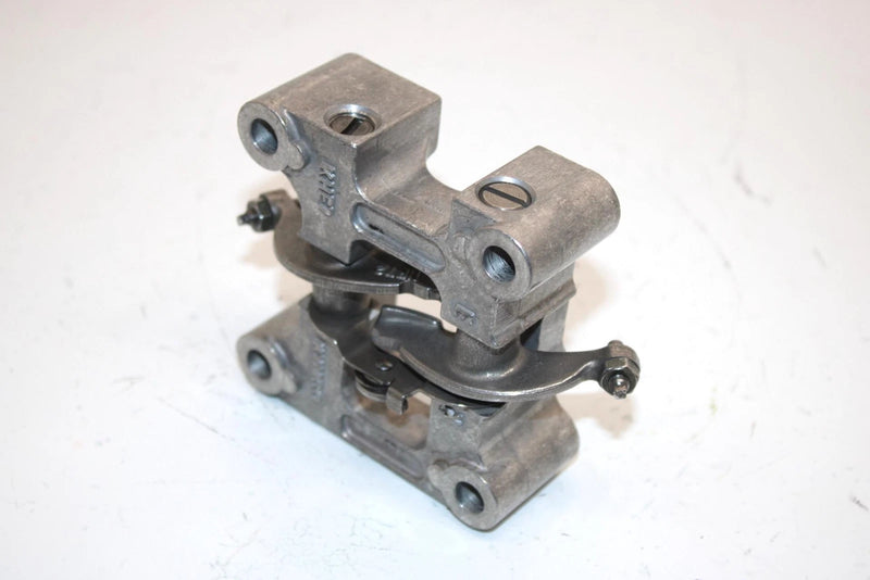08 Arctic Cat Atv 250 Utility 2x4  Oem Camshaft Holder 3303-658 AA13