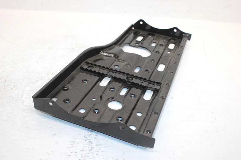 1998 Yamaha  Grizzly Oem Right Side Footrest 4WV-27488-00-00 AY49