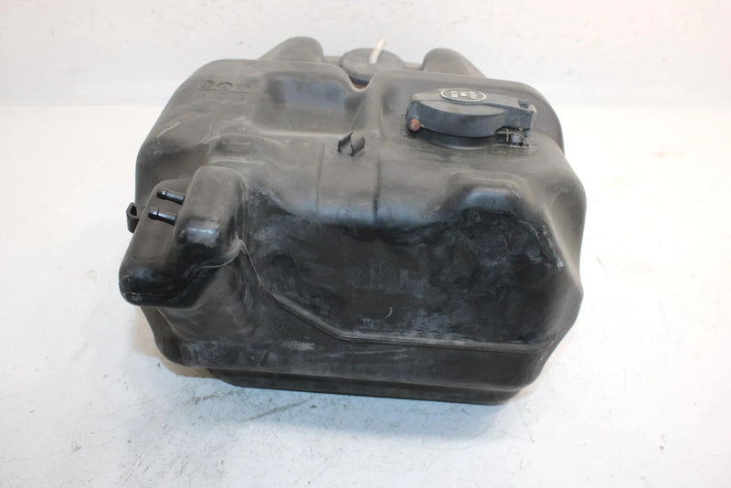 90 Yamaha Exciter Oem Gas Fuel Tank 82M-24111-00-00 SY3
