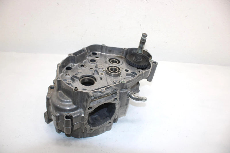 86 Honda Fourtrax 350 Trx350 4x4 Oem Crankcase 11100-HA7-670 AH31