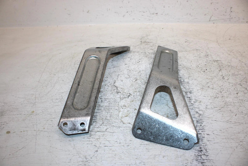 1997 Yamaha Vmax Sx 700 Triple Oem Front Bumper Brace Set 8CR-21949-10 SY10
