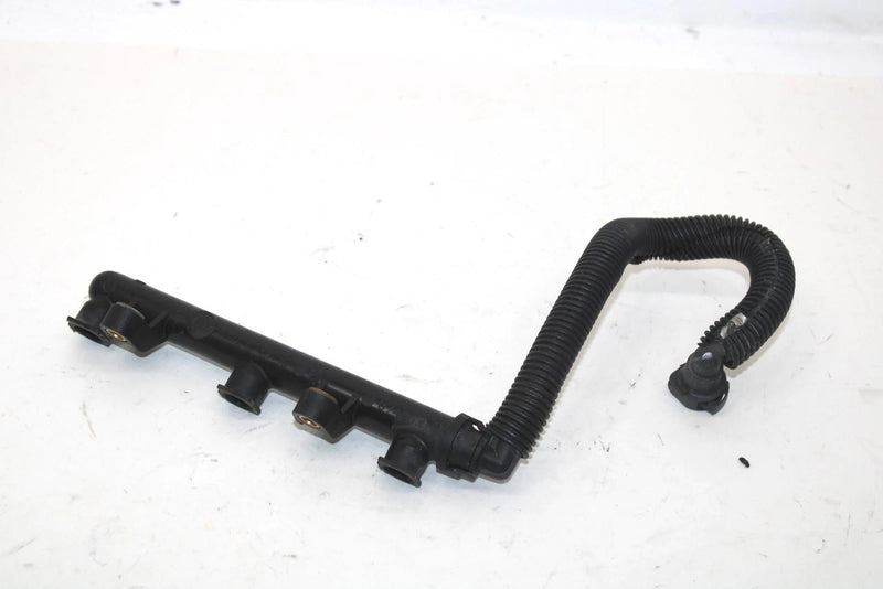 2013 Ski-doo Mxz 600 Oem Fuel Rail 420874960 SS64