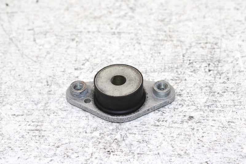 2013 Polaris 600 Rush Pro R Oem Left Rear Engine Mount 3022410 SP29
