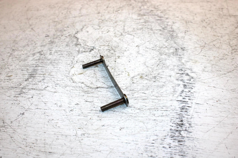 1997 Yamaha Vmax Sx 700 Triple Oem  Bracket 3 8CR-2196F-00-00 SY10