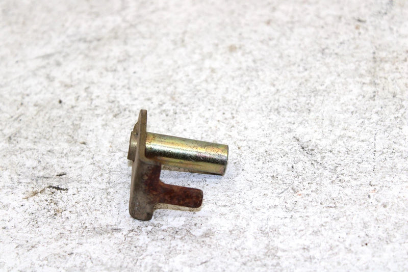2000 Honda Trx 250 Recon Oem Exhaust Mount Nut 50607-HN1-A70 AH52