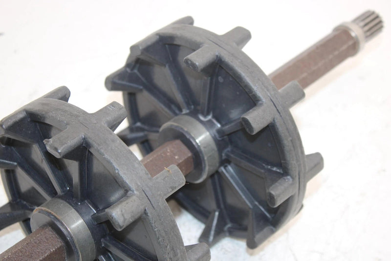 92 Polaris 500 Oem Drive Cog Axle Shaft 1332135-067 SP52