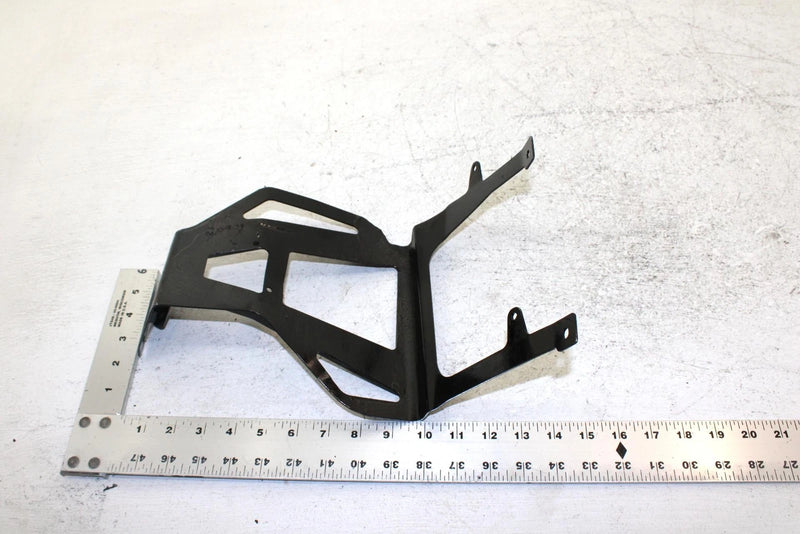 1999 Polaris 500 Xc Oem Resonator Chassis Bracket 1260882-029 SP37