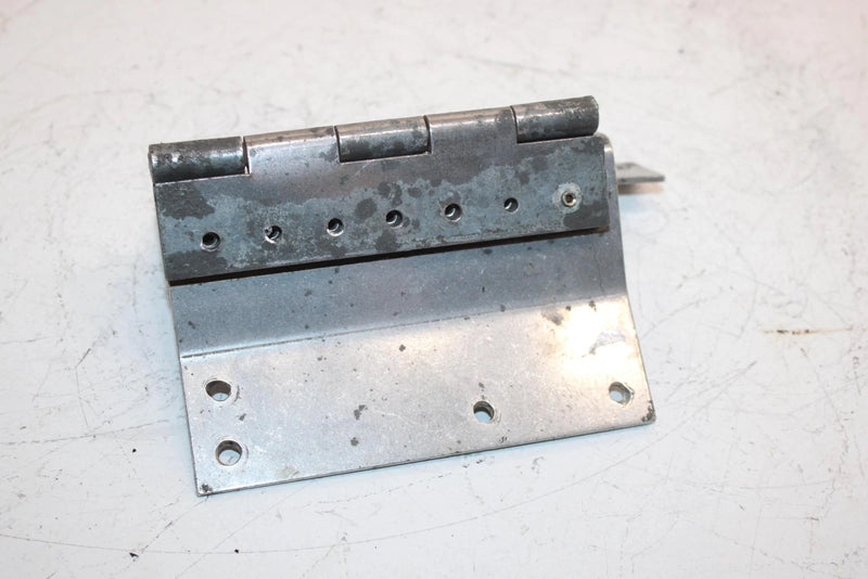 92 Polaris Indy 440 Oem Clutch Belt Cover Hinge 5210728 SP48