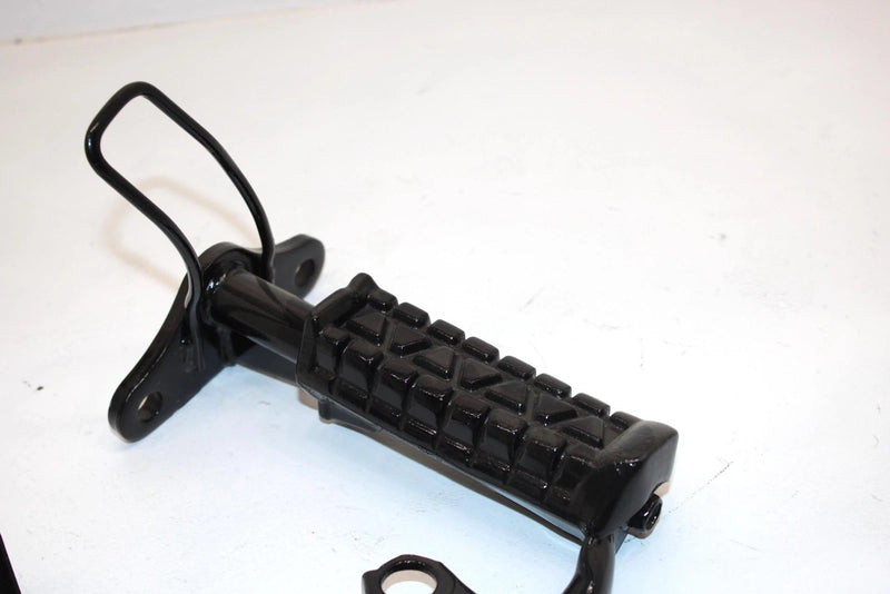 88 Yamaha  Champ 100 Yfm100u Oem Right Footrest And Brace 55X-27421-01-00 AY10