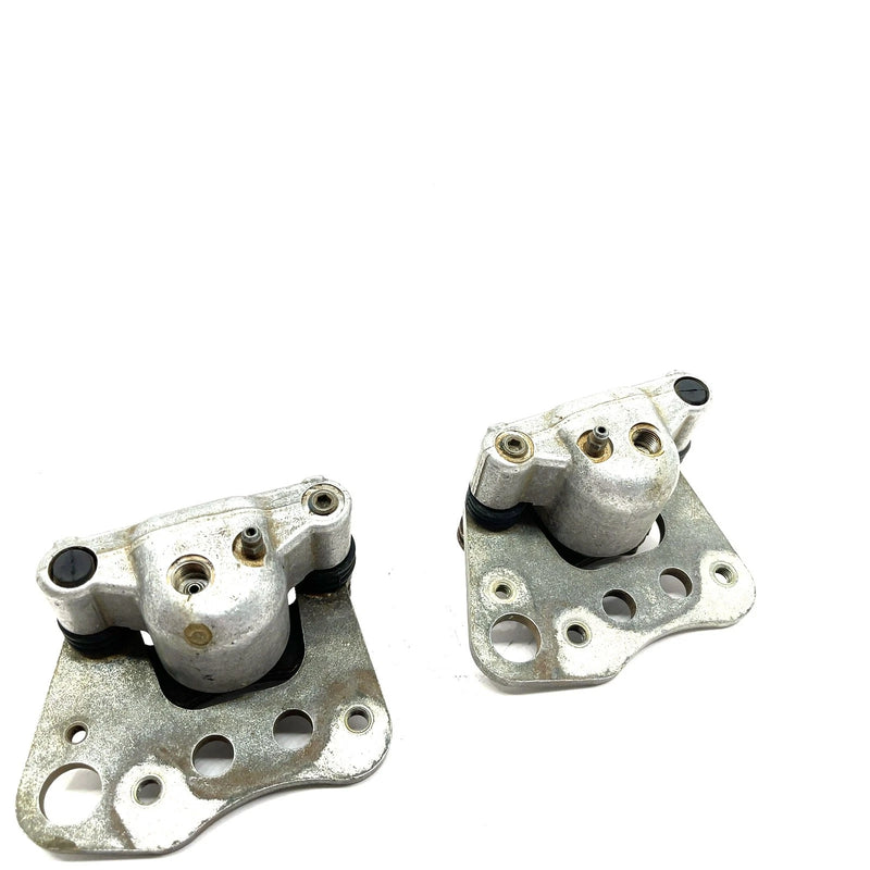 02-04 Polaris Sportsman 700 OEM Front Brake Caliper Set 1910681 AP190