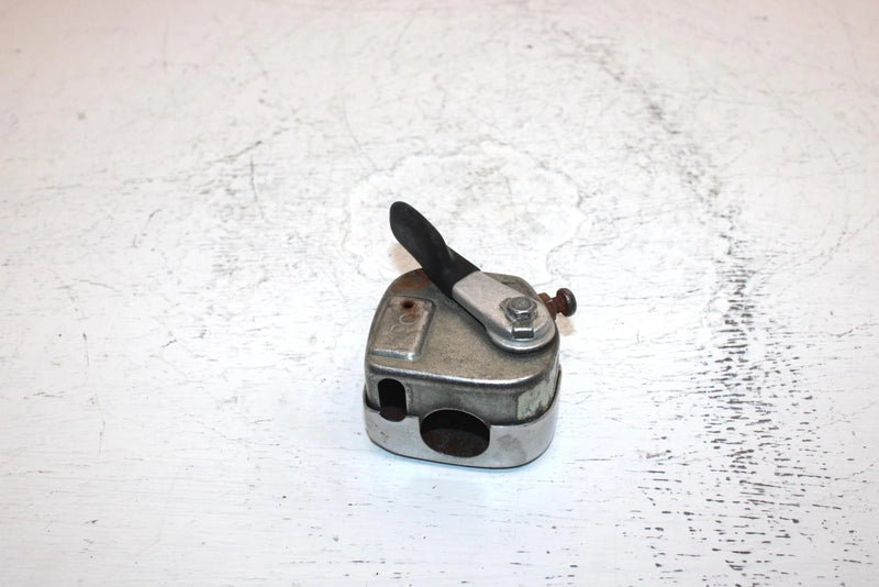 1985 Honda Atc 110 Oem Throttle Lever 53141-958-000 AH68