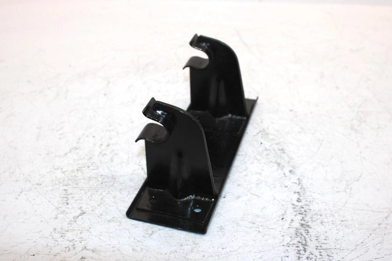 1982 Honda Atc110 Oem Rear Fender Hinge 80102-943-000 AH65