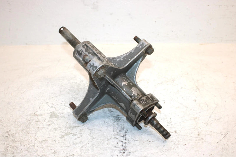 1983 Honda Atc 250 Ra All Terrain Oem Front Wheel Hub 44610-965-010ZA AH62