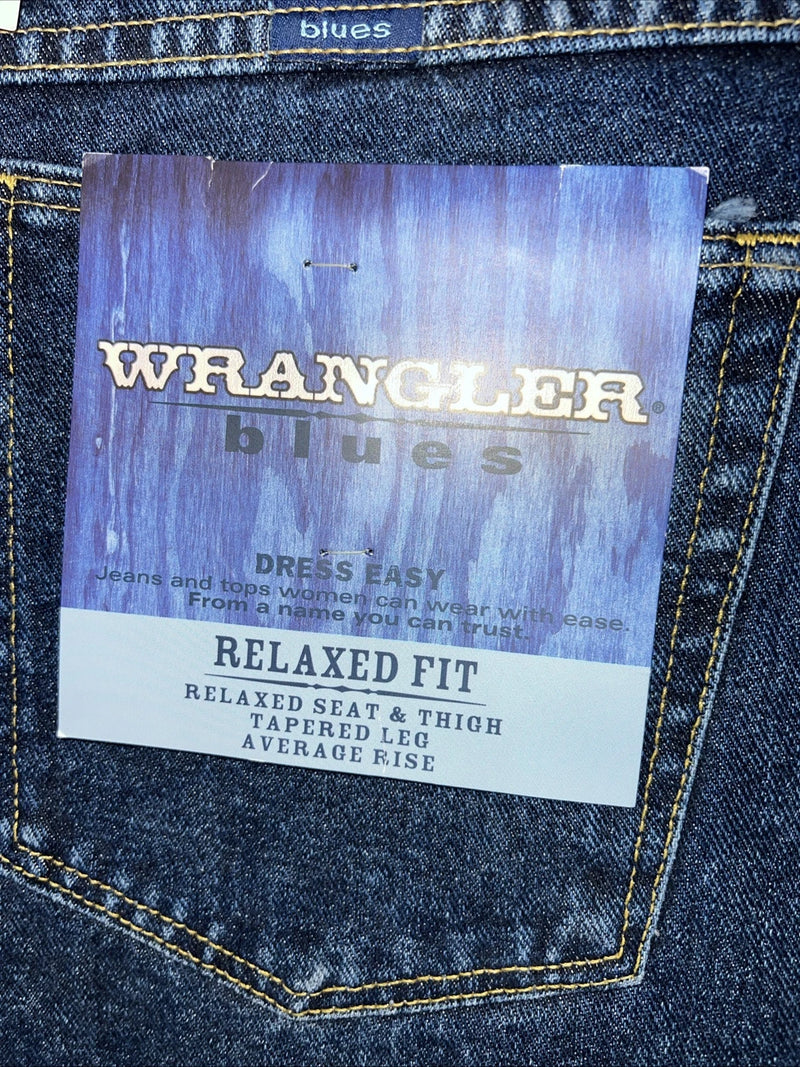 New Men’s Wrangler Blues Dress Easy Relaxed Fit Denim Jeans. 26x32 J-2