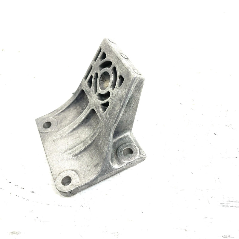 02-03 Yamaha WaveRunner XLT1200 OEM Right Rear Engine Mount 68N-21426-00-8P JY30