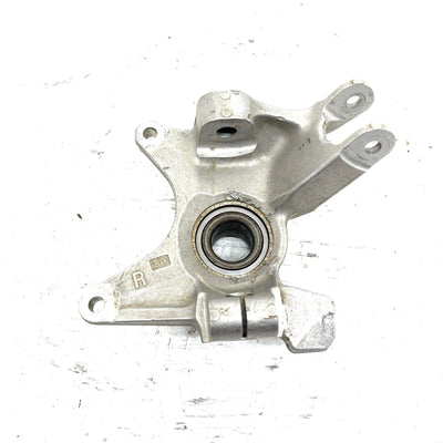 20-22 Can-Am Defender HD10 OEM Front Right Knuckle 706203097 XB0.1