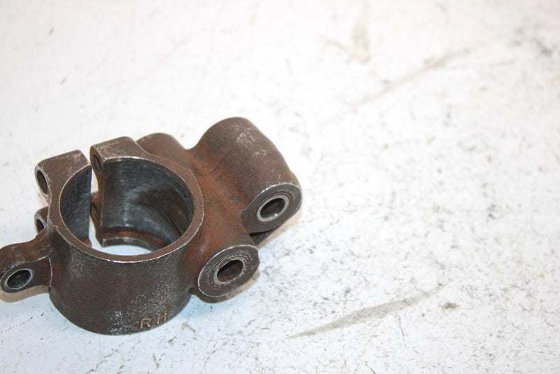 84 Yamaha Phazer Se Oem Right Lower Suspension Bracket 8V0-2377E-01-00 SY9