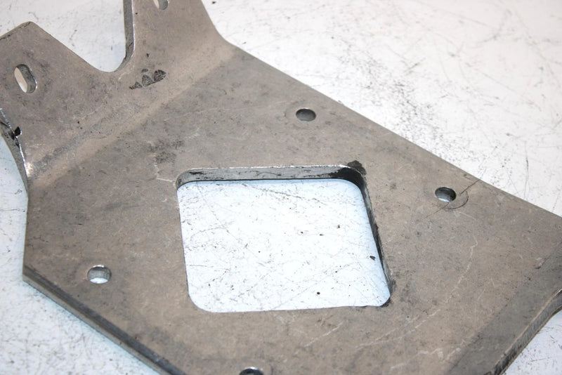 98 Polaris Indy 500 Oem Engine Mount Plate 5241255 SP47