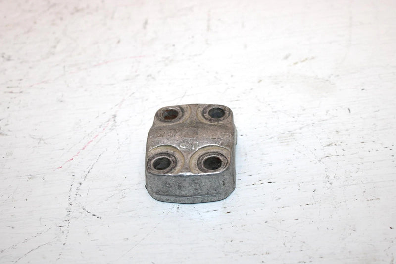 1984 Honda Atc 200 Esa Oem Rear Axle Clamp 51634-MA0-003 AH60