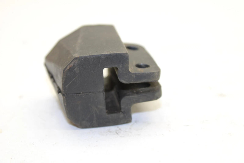 Yamaha Oem Rear Suspension Rail Rubber Damper Bumper 8ES-47456-00-00 Q1724