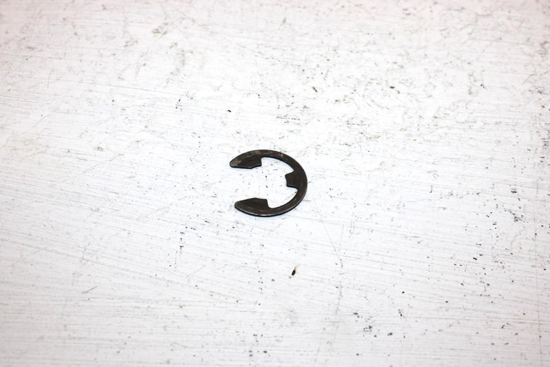 2002 Polaris Sportsman 500 Oem External Retaining Ring 3233720 Q3380