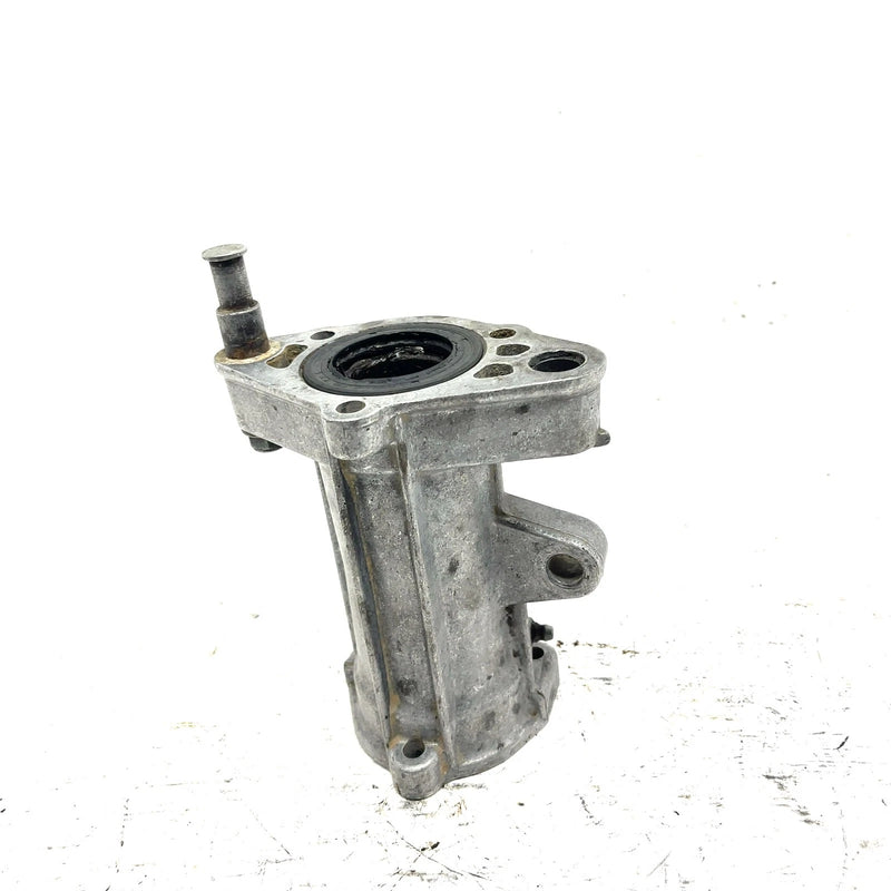 1985 Suzuki Quadrunner 185 OEM Axle Housing W/Pin 64720-24402 AS0