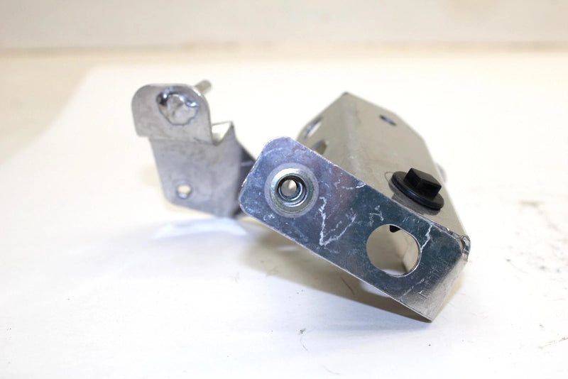 2004 Ski-doo Mxz 600 Ho Sdi Oem Left Console Support 518322962 B109