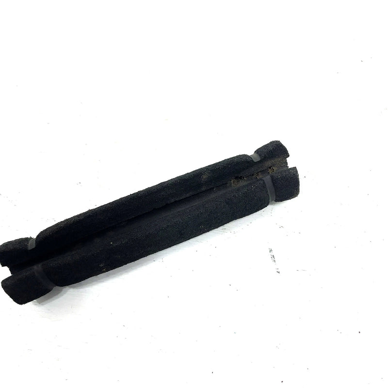 87-06 Suzuki Quadsport 80 OEM Handlebar Foam Pad 56172-24500 AS38