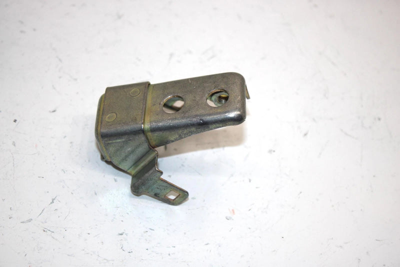 86 Honda Fourtrax 350 Trx350 4x4 Oem Right Air Duct Bracket 17214-HA7-670 AH31