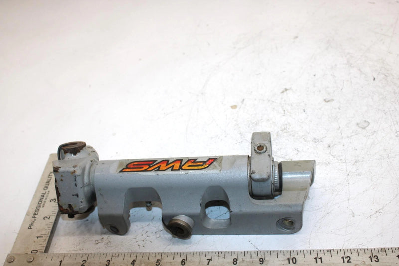 05 Arctic Cat Firecat 700 Efi Oem Right Steering Knuckle 1703-720 SAS8