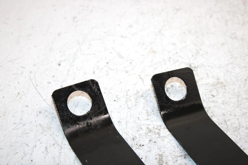 2001 Polaris Xplorer Oem Rear Fender Bracket Pair 5220902-067 Q3992