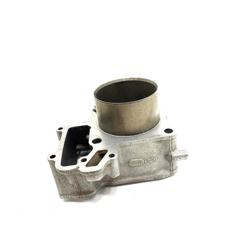 2005 Arctic Cat 650 4x4 V2 OEM 80mm Bore Front Cylinder 3201-062 AA39