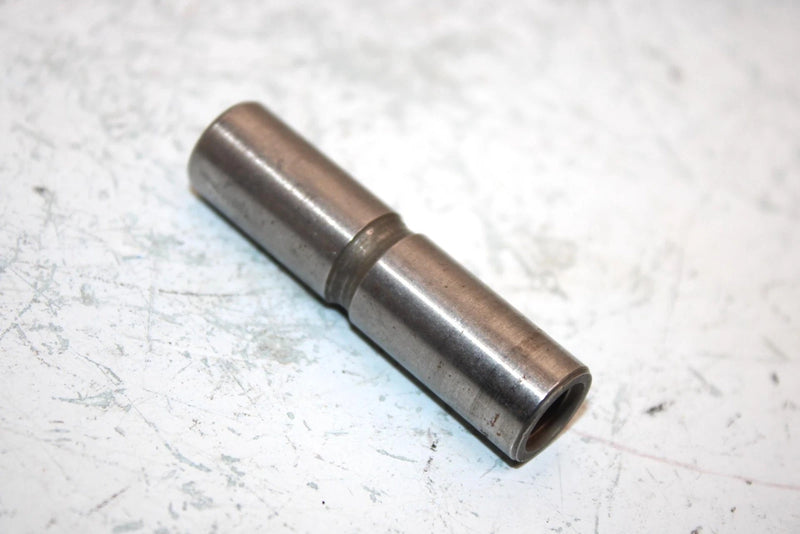 86 Honda Trx200 Sx A  Oem Idler Gear Shaft A 28115-HB3-000 AH27
