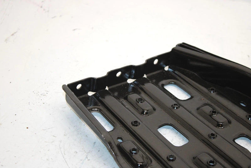 1990 Polaris Trail Boss 350l 4x4 Oem Left Footrest 1040189 1040274-117 AP142
