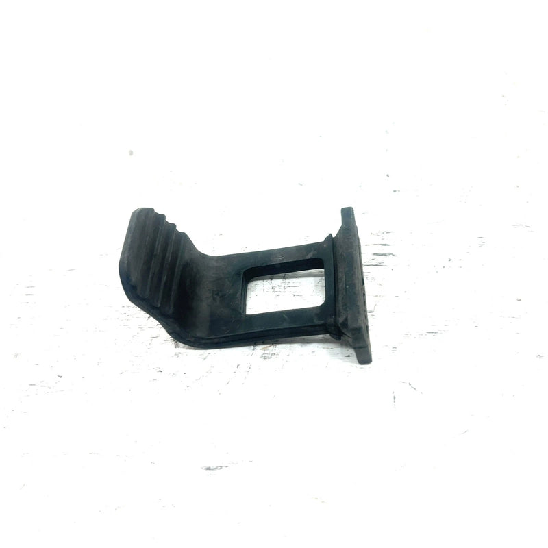 07-12 Can-Am Outlander 650 4x4 XT HO EFI OEM Storage Cover Latch 708200120 AB17