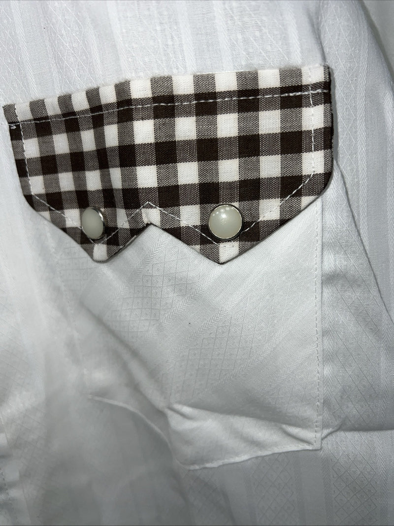 New Men’s White DEE-CEE western Wear Shirt Pearl Snap. 15 X 33 Medium A-178