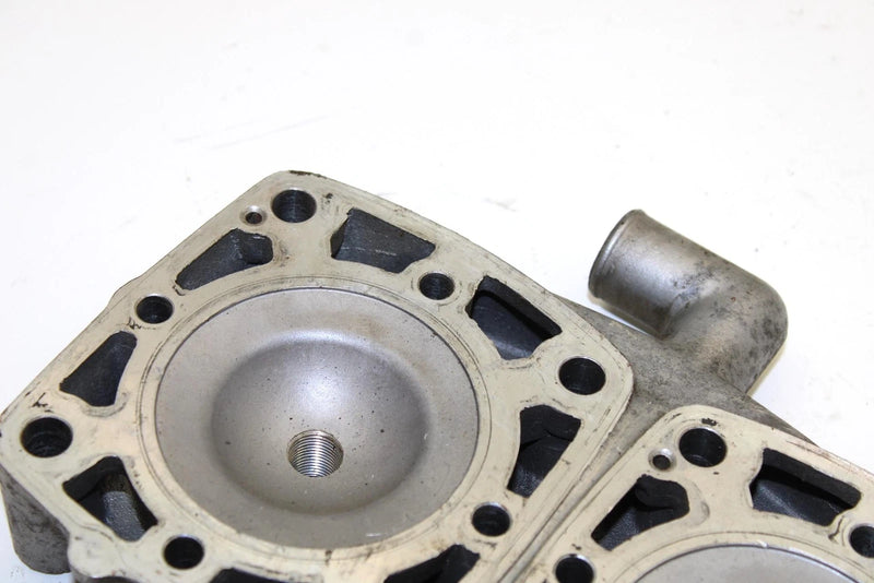 Yamaha Oem Engine Motor Cylinder Head 82M-11111-00-00 Q1593