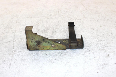 1995 Yamaha Vmax 500 Oem Tool Kit Bracket 8AB-21945-00-00 SY34