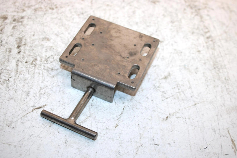1992 Yamaha Waverunner Lx 650 Oem Seat Latch EU0-63850-00-00 JY22
