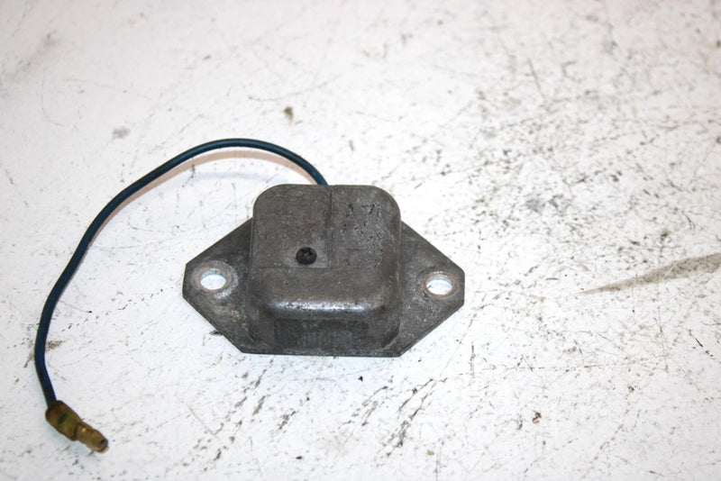 84 Yamaha Phazer Se Oem Voltage Regulator 7XE-81910-00-00 SY9