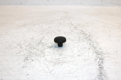 1998 Ski-doo Mxz 670 Oem Spindle Cap Cover 572091300 SS17