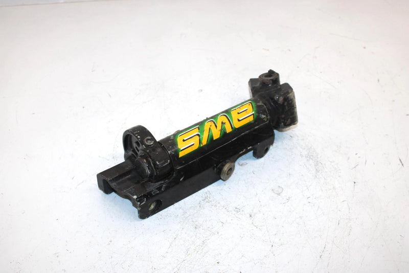 05 Arctic Cat Sabercat 600 Efi Oem Left Steering Spindle 1703-433 SA325