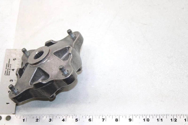 2003 Polaris Magnum 330 Oem Front Wheel Hub 5133360 AP120