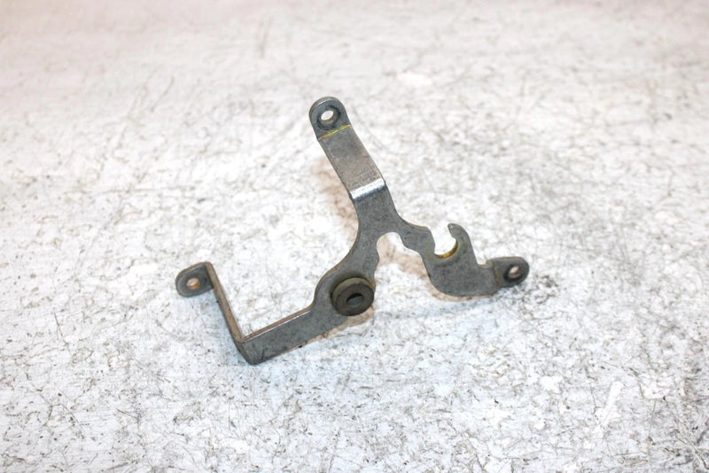 1998 Suzuki Quadrunner 250 Oem Speedometer Bracket 34950-20B00 AS13