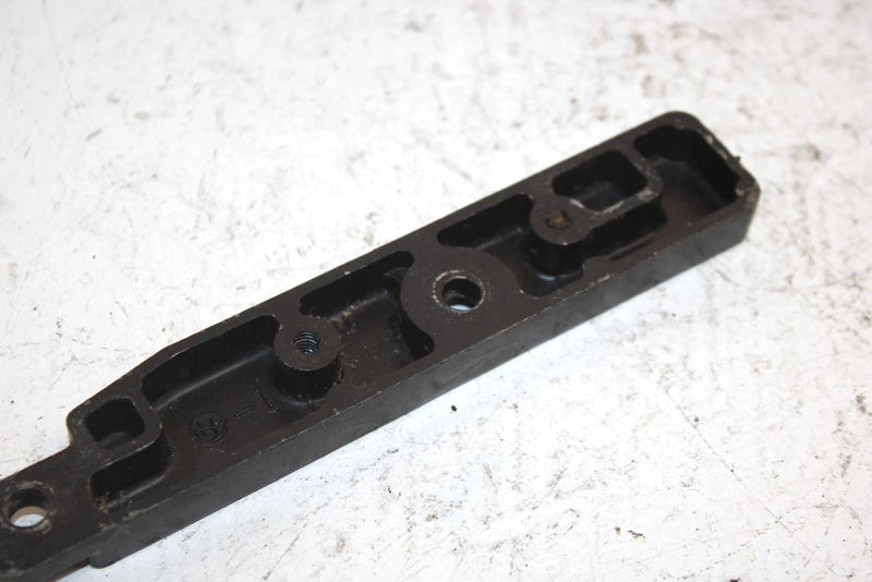 1990 Kawasaki 650 Ts Oem Right Exhaust Mount 39009-3703 JK8