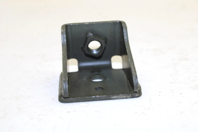 2003 Yamaha Sx Viper Oem Black Rear Lower Motor Mount 8CR-21427-10-00 Q1544