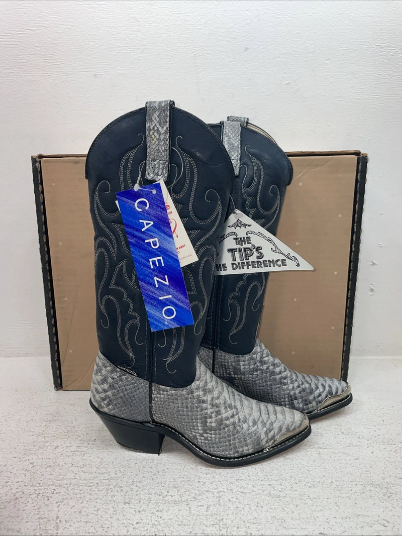 New Women’s Gray Snake Skin Capezio Cowboy Boots. L 425 5 M. 2-152