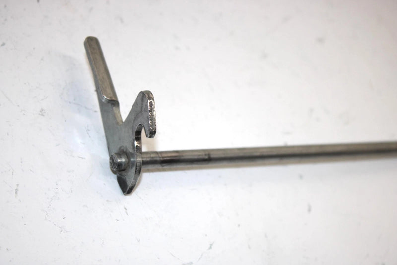 96 Yamaha  Timberwolf 250 2wd Oem Seat Latch Lever 4BD-24776-01-00 AY45